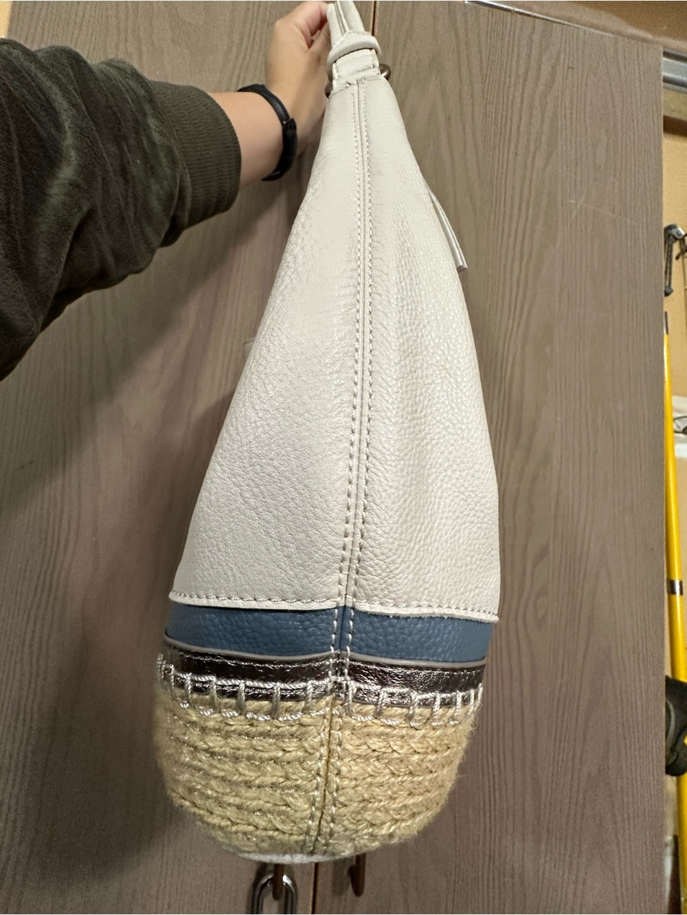 The Sak Sequoia Hobo Bag - Picture 2 of 8